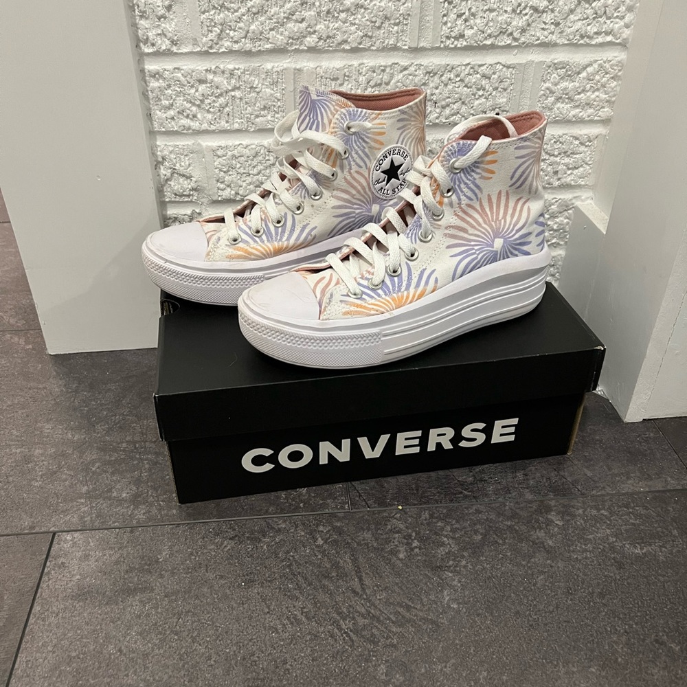 New platform converse